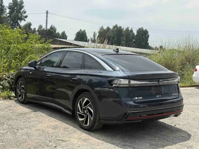 Volkswagen ID.7 Vizzion — Фото автомобиля 9
