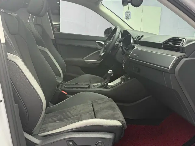 Audi Q3 — Фото автомобиля 18