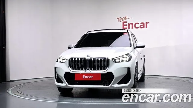 BMW X1 U11 — Фото автомобиля 3