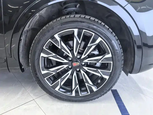 Hongqi HS5 — Фото автомобиля 6
