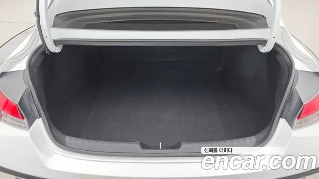 Hyundai Avante — Фото автомобиля 20