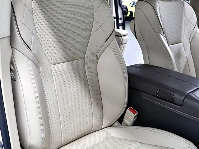 Toyota Vellfire — Фото автомобиля 16