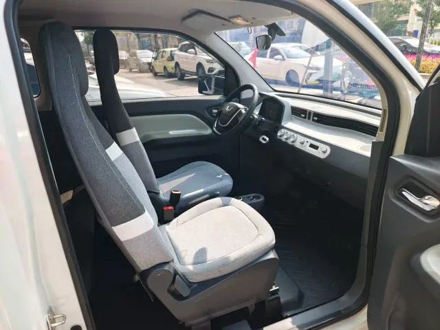Wuling Hongguang Mini EV — Фото автомобиля 9