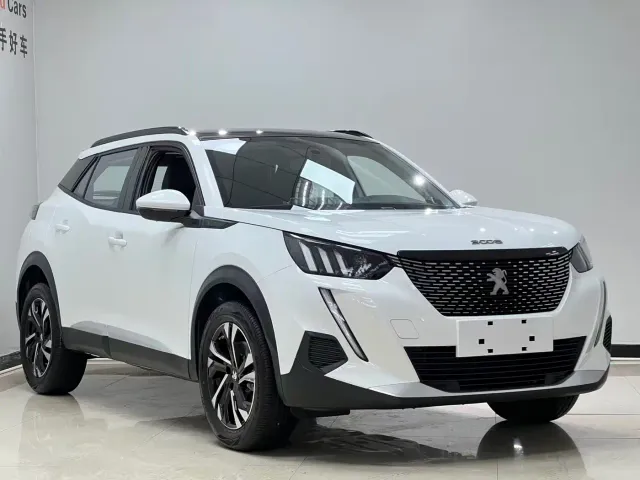 Peugeot 2008 — Фото автомобиля 3