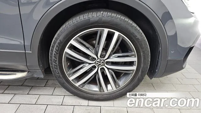 Volkswagen Tiguan Tiguan 2 поколение 2.0 TDI Prestige — Фото автомобиля 17