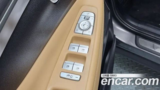 Hyundai Santa Fe — Фото автомобиля 24