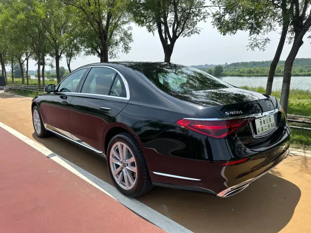 Mercedes-Benz S-Class — Фото автомобиля 15