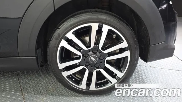 MINI Cooper — Фото автомобиля 21