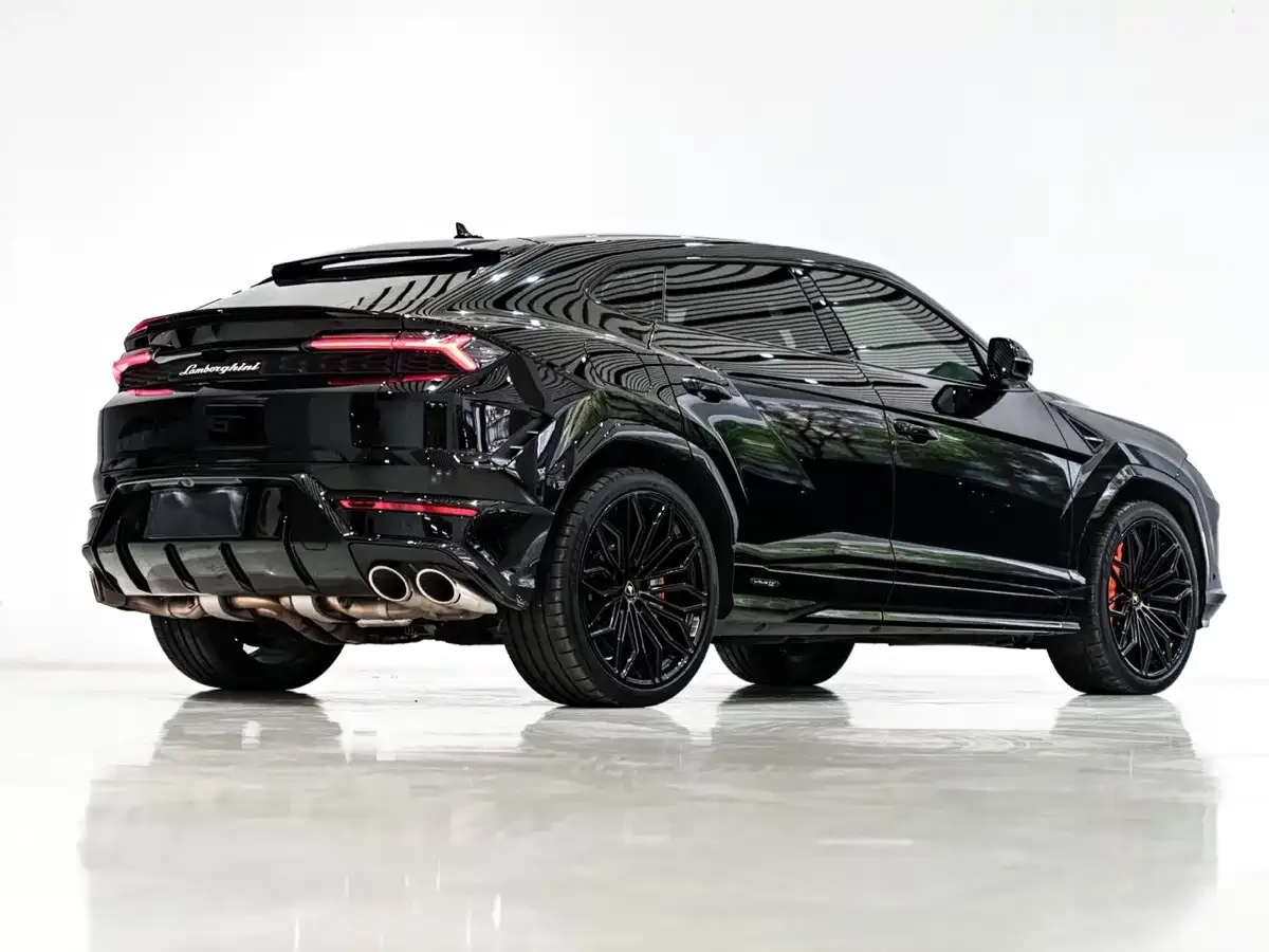 Lamborghini Urus SE 2025 4.0T Standard Edition — Фото автомобиля 5
