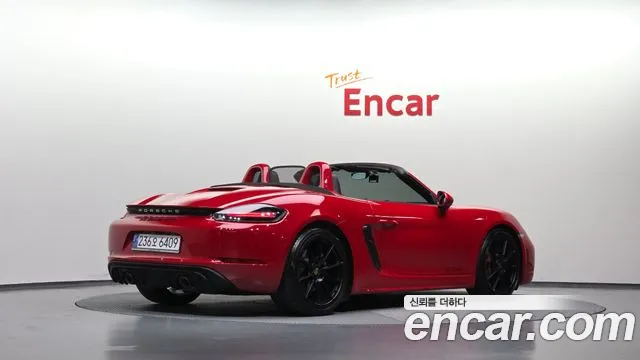 Porsche 718 — Фото автомобиля 2