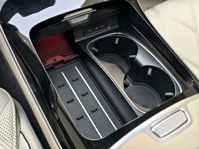 Mercedes-Benz Maybach S-Class — Фото автомобиля 25