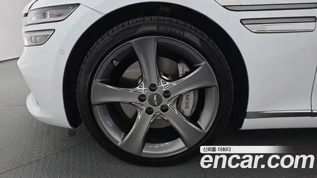 Genesis G80 RG3 — Фото автомобиля 5