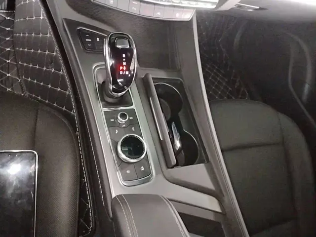 Cadillac CT5 — Фото автомобиля 13