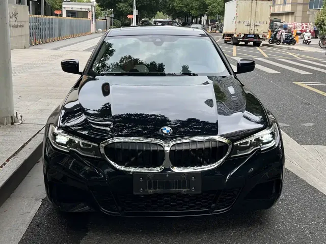 BMW 3 Series — Фото автомобиля 2