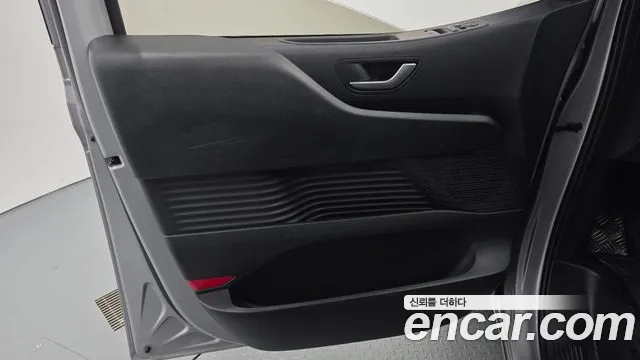 Hyundai Staria — Фото автомобиля 13