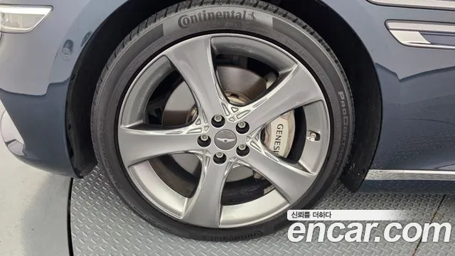 Genesis G80 Бензин 2.5 турбо AWD — Фото автомобиля 4
