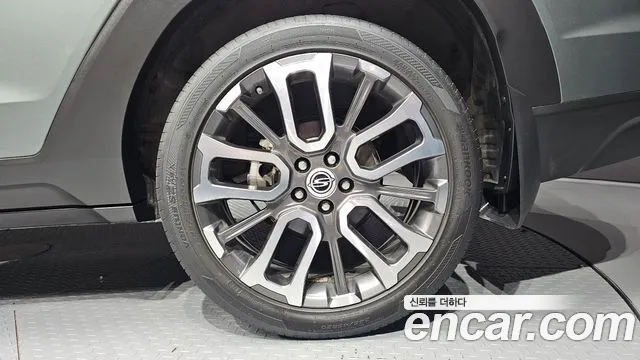 KG_Mobility_Ssangyong Torres Бензин 1.5 2WD — Фото автомобиля 21