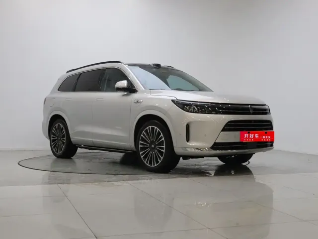 Aito M7 — Фото автомобиля 6
