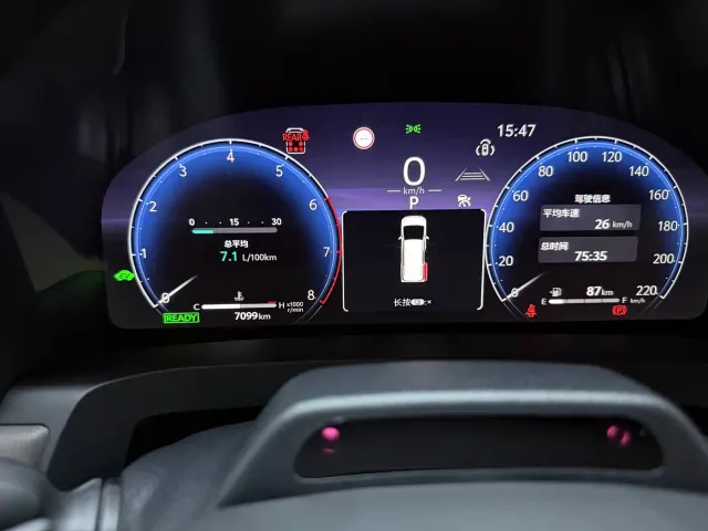 Toyota Vellfire — Фото автомобиля 18