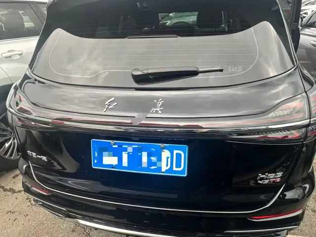Hongqi HS5 — Фото автомобиля 7