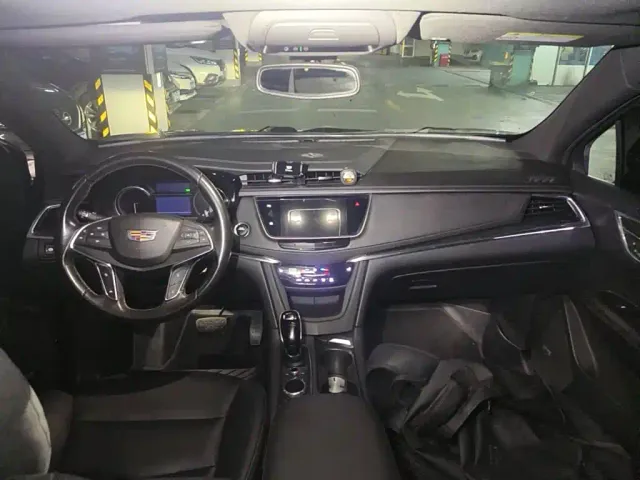 Cadillac Cadillac XT5 2022 2.0T 2WD Luxury — Фото автомобиля 12