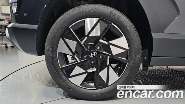 Hyundai Kona — Фото автомобиля 6