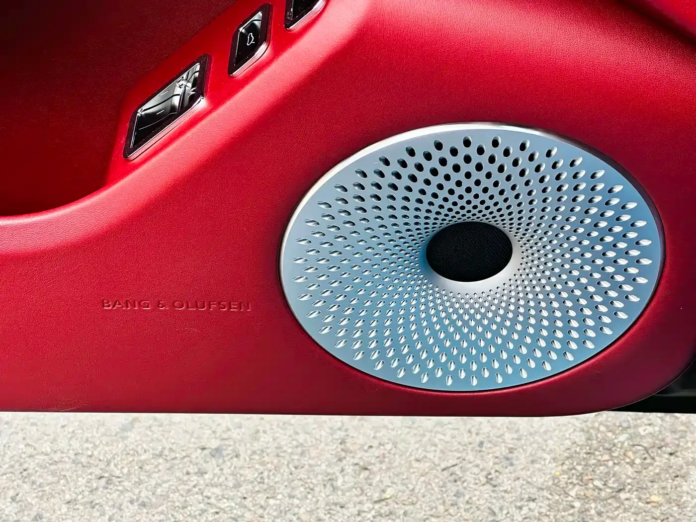 Bentley Flying Spur Plug-in Hybrid 2022 2.9T V6 Hybrid — Фото автомобиля 14