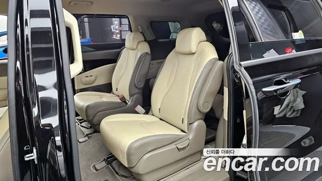 Kia Canival Новый Carnival 4 поколение Дизель 9 мест Signature — Фото автомобиля 21