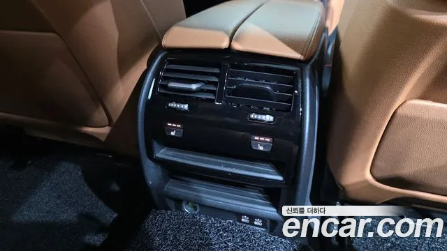 BMW 5 Series G30 — Фото автомобиля 24