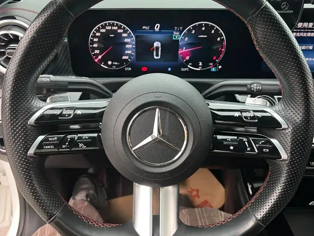 Mercedes-Benz A-Class — Фото автомобиля 11