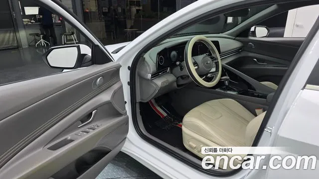 Hyundai Avante CN7 — Фото автомобиля 15