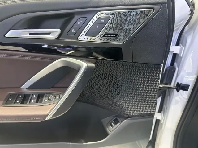 BMW X1 — Фото автомобиля 16