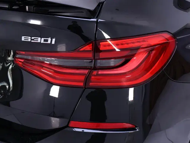 BMW 6 Series Gran Turismo — Фото автомобиля 9