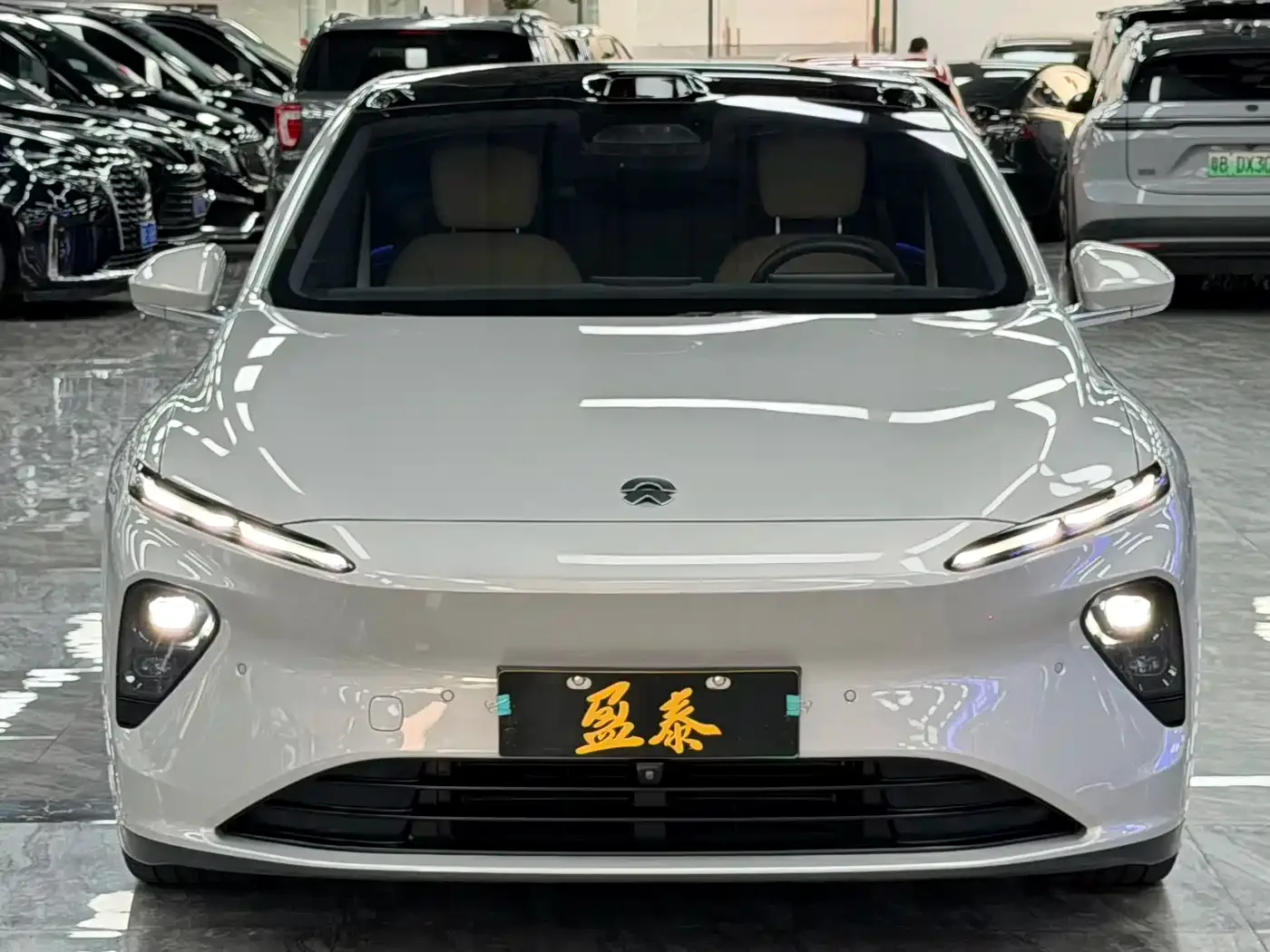 NIO NIO ET7 2024 75kWh Executive Signature Edition — Фото автомобиля 2