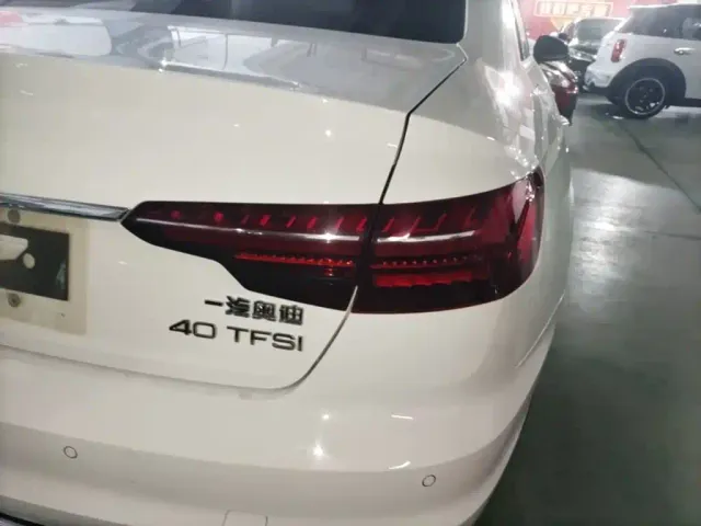 Audi A4L — Фото автомобиля 23