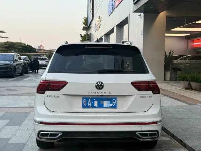 Volkswagen Tiguan L — Фото автомобиля 5