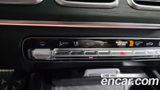 Mercedes-Benz GLE-Class — Фото автомобиля 12