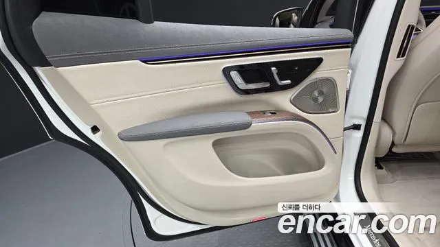 Mercedes-Benz EQS — Фото автомобиля 20