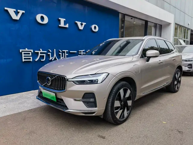 Фотография автомобиля — Volvo XC60