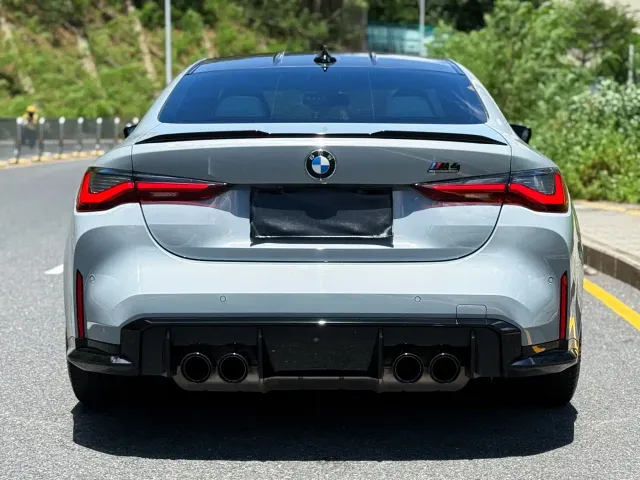 BMW M4 — Фото автомобиля 16