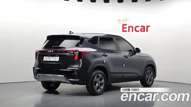 Kia Seltos — Фото автомобиля 2