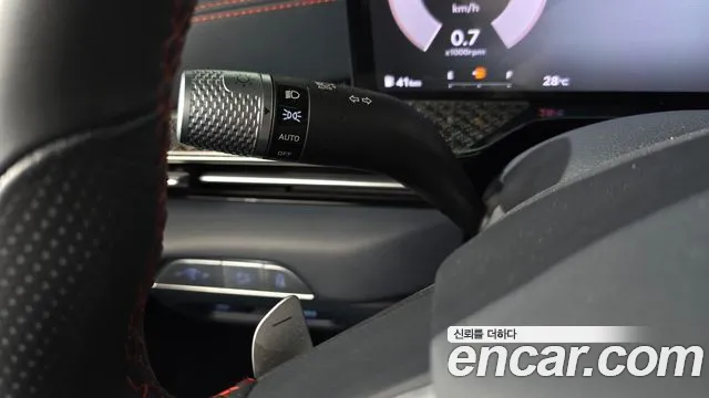Genesis GV80 — Фото автомобиля 26