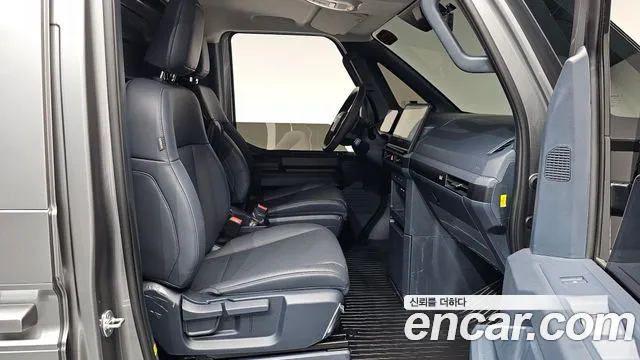 Kia PV5 — Фото автомобиля 16