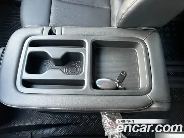 Hyundai Staria — Фото автомобиля 12