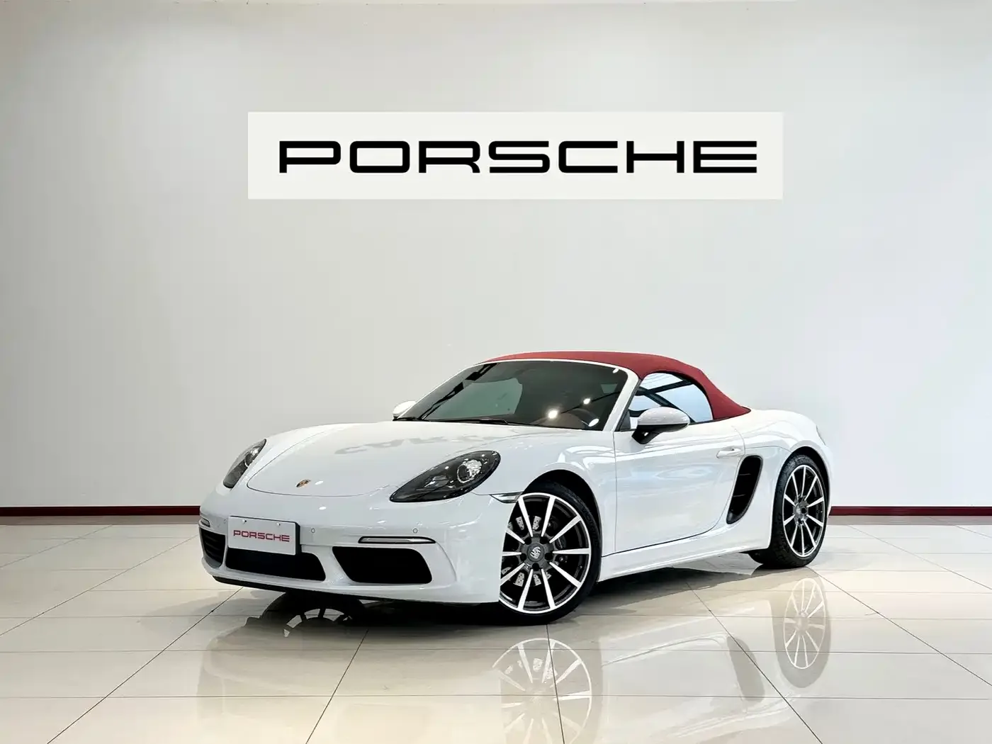 Фотография автомобиля — Porsche 718