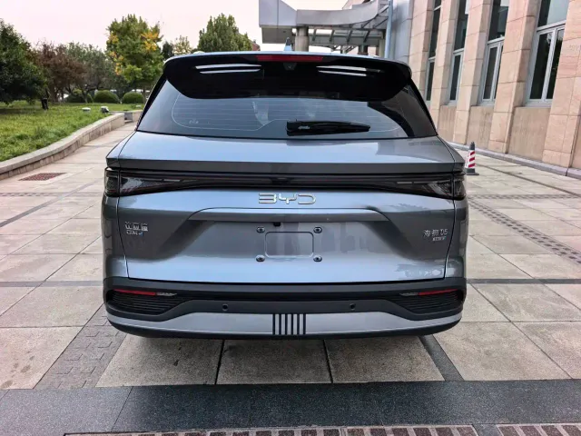 BYD Seal 05 DM-i — Фото автомобиля 5