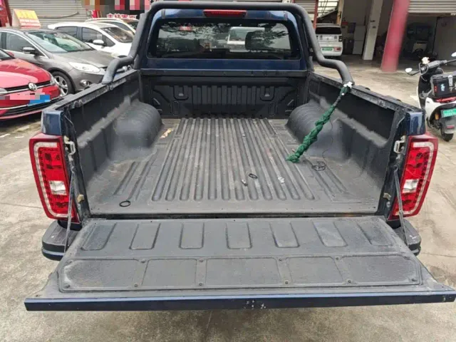Isuzu TAGA Daka H — Фото автомобиля 18