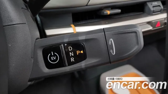 Kia EV3 — Фото автомобиля 9