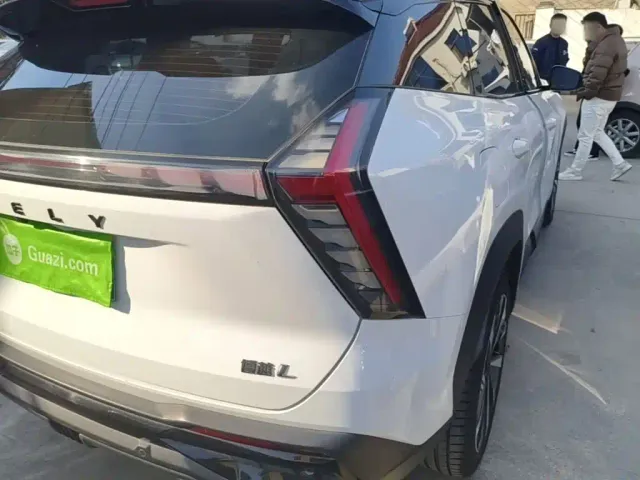 Geely Boyue L — Фото автомобиля 7