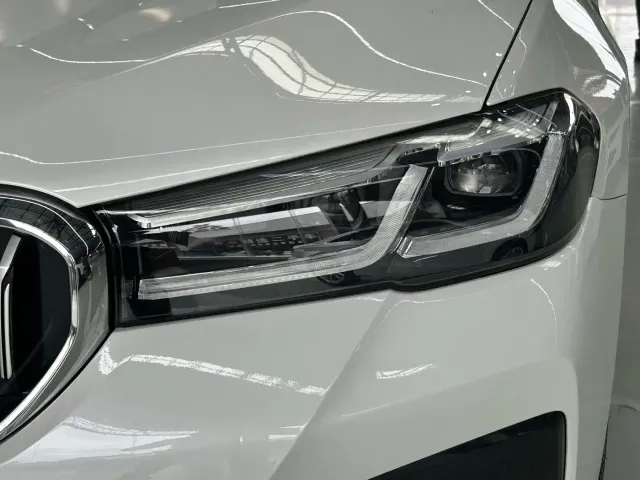 BMW 5 Series — Фото автомобиля 16
